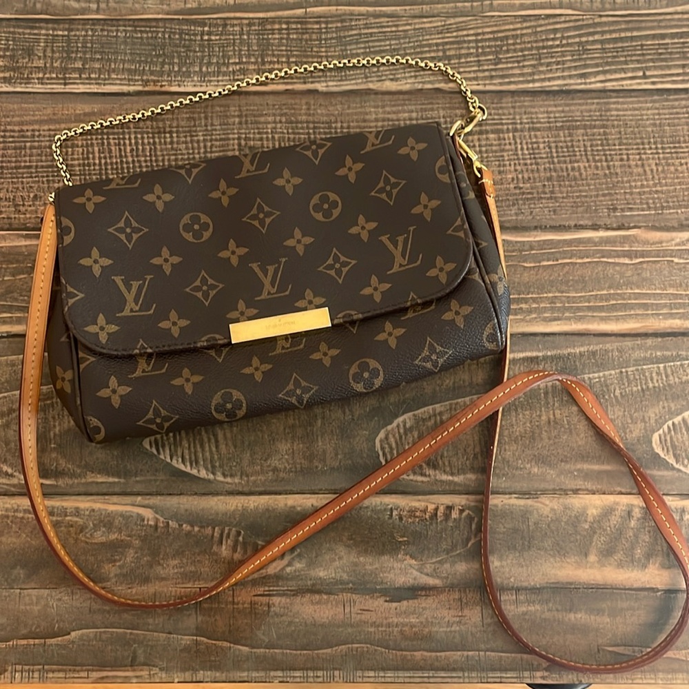 Louis Vuitton Monogram Canvas Favorite
